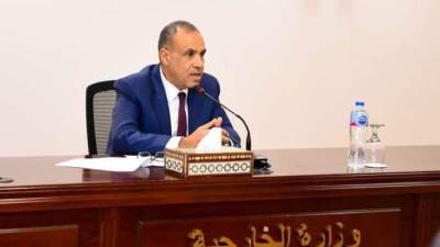 وزير الخارجية يجتمع مع أعضاء السلك الدبلوماسي والقنصلي من الدرجات الحديثة والمتوسطة