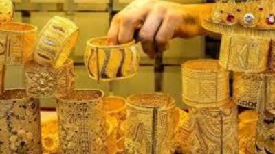 أسعار الذهب اليوم الجمعة 15 نوفمبر 2024