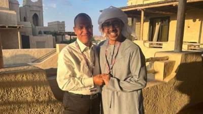 وزير الخارجية يعقد لقاءً مع نظيره الإماراتي