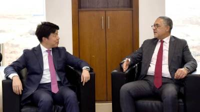 الهيئة العامة للاستثمار والمناطق الحرة وبنك اليابان للتعاون الدولى يبحثان آليات تمويل الاستثمار في قطاع الهيدروجين الأخضر