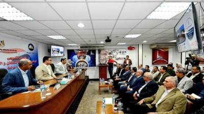 وزير الإسكان ومحافظ دمياط يتابعان موقف خدمات مياه الشرب والمشروعات الجارية بالمحافظة