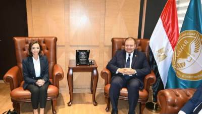 رئيس الرقابة الصحية يستقبل محافظة البحيرة لبحث سبل التعاون لتطوير القطاع الصحي استعدادا لتطبيق التأمين الصحي الشامل