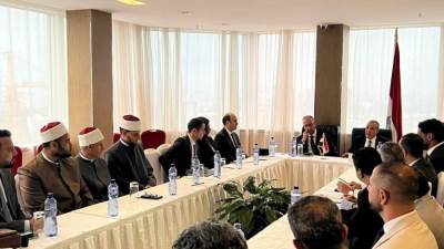 وزير الخارجية والهجرة يلتقي مع أعضاء الجالية المصرية في الكونجو الديمقراطية