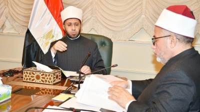 وزير الأوقاف يوجه بالاهتمام بالأئمة والارتقاء بأدائهم العلمي والدعوي لتحقيق رسالة دينية مستنيرة