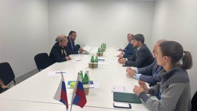 وزيرة البيئة تعقد لقاءا ثنائيا مع رئيس الوفد الروسي لبحث سبل تعزيز الخروج بهدف جديد للتمويل