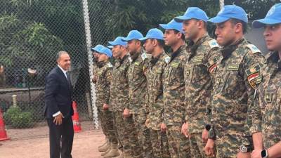 وزير الخارجية يلتقي مع كتيبة الشرطة المصرية المشاركة في مهام حفظ السلام بجمهورية الكونجو الديمقراطية