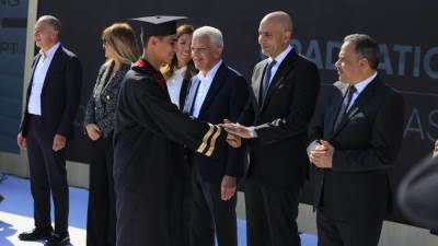 وزير التربية والتعليم يشهد حفل تكريم الدفعة الحادية عشر لخريجي أكاديمية السويدي الفنية للعام الدراسي ۲۰۲٤/۲۰۲۳ 