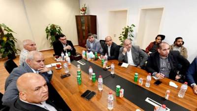 وزير الإسكان يعقد اجتماعاً بجهاز مدينة العلمين الجديدة لمتابعة خطة إنهاء وتسليم الوحدات لحاجزيها