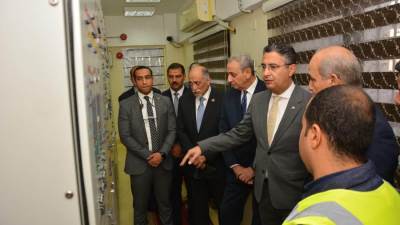 وزير التموين ومحافظ الغربية يستهلان جولتهم التفقدية بالصومعة الإماراتية في طنطا