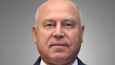 اعتباراً من غدٍ وحتى يوم 27 نوفمبر الجاري.. وزارة الصناعة تدعو المصنعين والموردين المحليين للمشاركة غداً في المعرض السلبي