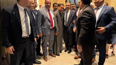 وزير الخارجية والهجرة يشيد بالجالية المصرية بالكويت ودورها في تعزيز الروابط الشعبية بين البلدين