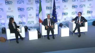 وزير الخارجية والهجرة يشارك في جلسة حوارية بعنوان "حوار من أجل السلام" خلال منتدى حوارات روما المتوسطية