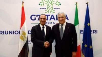 وزير الخارجية يبحث مع نظيره الإيطالى تعزيز التبادل التجارى وجذب الاستثمارات