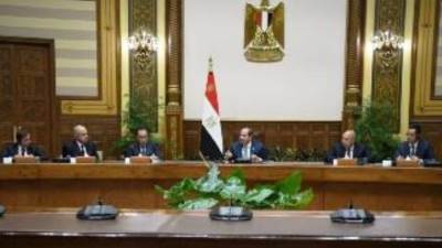 الرئيس السيسي: رصدنا 100 مليار جنيه لدعم صناعة السيارات الكهربائية
