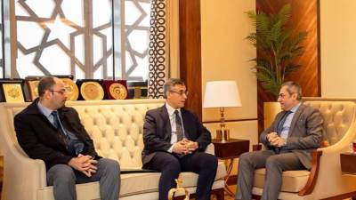 رئيس شركة العاصمة الإدارية يستقبل السفير الجزائري لبحث آفاق التعاون الدولي