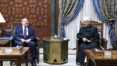 شيخ الأزهر: الدراما العربية التابعة للغرب تتعارض تمامًا مع قيمنا الدينية وتسعى لنشر أفكار لا تمثلنا