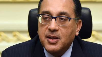 رئيس الوزراء يتفقد سير العمل بمستشفي أم المصريين بالجيزة