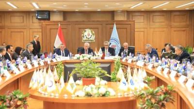 وزير التعليم العالي يوجه بـ: استمرار جهود الجامعات في تنفيذ مبادرة بداية بمختلف الأقاليم الجغرافية