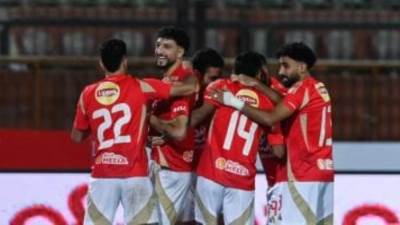 الأهلى يسعى لاستعادة نغمة الانتصارات أمام البنك فى الدوري الليلة