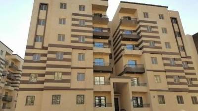 مسئولو "الإسكان" يتابعون موقف تنفيذ وحدات المبادرة الرئاسية "سكن لكل المصريين"بمدينة العاشر من رمضان