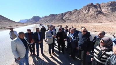 وزير الإسكان يتفقد سير العمل بمنطقة الزيتونة بمشروع تطوير موقع التجلى الأعظم بمدينة سانت كاترين