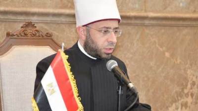 وزير الأوقاف يستعرض تفاصيل مجلة " وقاية لبناء الإنسان"