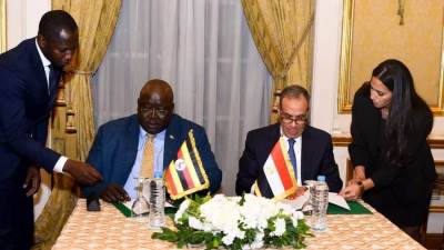 التوقيع على إعلان مشترك بين مصر وأوغندا