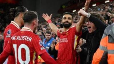 محمد صلاح يتصدر قائمة المرشحين لجائزة أفضل لاعب فى نوفمبر بالدوري الإنجليزي