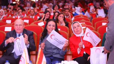 وزيرة التضامن تشهد احتفالية الهلال الأحمر المصري باليوم العالمي للتطوع.. وتسلم جائزة رواد العمل التطوعي