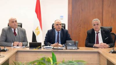 سويلم يتابع تدريب المهندسين بالوزارة على أحدث تكنولوجيا معالجة المياه وتشغيل وصيانة المحطات الكبرى