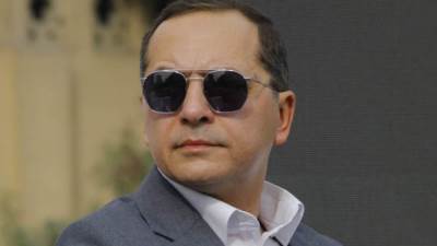 الرئيس التنفيذي لـ Connection Marketing Furnitures: "فهم الأجيال الجديدة مفتاح نجاح التسويق والإعلام"