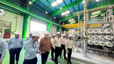 سويلم يتفقد محطة الشعيبة لتحلية المياه والتي تخدم مدينتى مكة المكرمة وجدة وعدة مدن أخرى