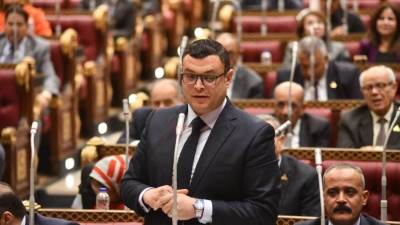 وزير الإسكان يشارك في الجلسة العامة لمجلس الشيوخ لمناقشة مشروع قانون بعض قواعد وإجراءات التصرف فى أموال الدولة الخاصة