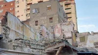 استكمال عمليات البحث أسفل ركام عقار العباسية