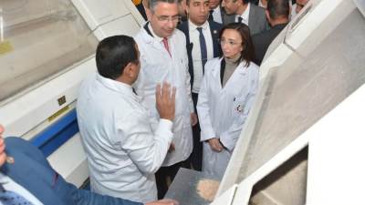 وزير التموين ومحافظ البحيرة يتفقدا مطحن سيمون التابع لشركة وسط وغرب الدلتا