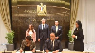 توقيع اتفاقية منحة مقدمة من الوكالة الأمريكية للتجارة والتنمية لإعداد خارطة الطريق لخفض انبعاثات الميثان بقطاع البترول المصرى