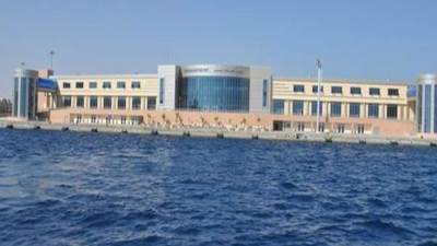 إغلاق ميناء الغردقة البحري أمام الحركة الملاحية لسوء الأحوال الجوية