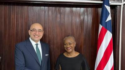 سفير مصر بـ مونروفيا يؤكد حرص القاهرة على تقديم الدعم لمؤسسات الدولة الليبيرية