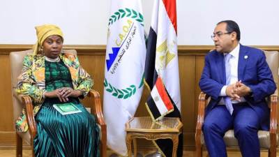 رئيس التنظيم والإدارة يستقبل المقررة الخاصة بمصر فى اللجنة الافريقية لحقوق الانسان