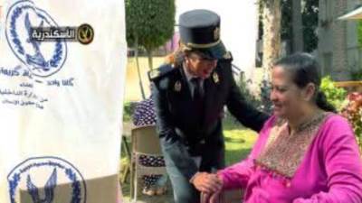 الداخلية تُساهم بمبادرات إنسانية لمشاركة السيدات الاحتفال بحملة الــ 16 يوما لمناهضة العنف ضد المرأة