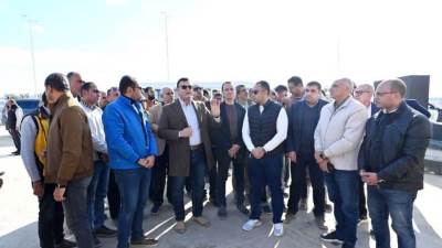 وزير الإسكان يتفقد سير العمل بمشروع البحيرة بـ"نيو مارينا".. و"مارينا 8 على البحيرة"