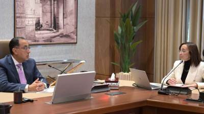 رئيس الوزراء يتابع مع محافظ البحيرة عدداً من ملفات العمل والموقف التنفيذي للمشروعات التنموية والخدمية