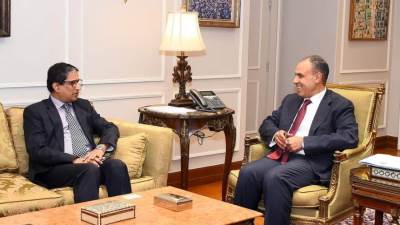 وزير الخارجية والهجرة يلتقي بوكيل وزارة خارجية بنجلاديش