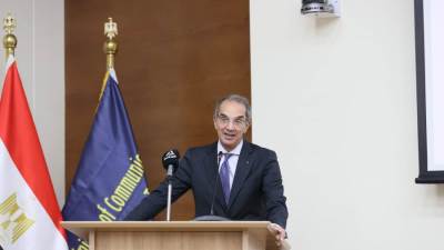 وزير الاتصالات يشهد تخريج أول دفعة من برنامج “Android Automotive” لتطوير برمجيات السيارات