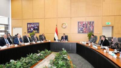 "الشربينى" يؤكد أهمية سرعة الانتهاء من ملف تقنين وتوفيق الأوضاع بهدف الوصول إلى مجتمعات عمرانية متكاملة ومخططة