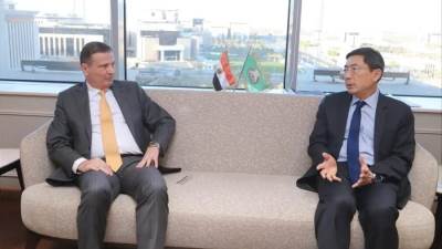 وزير الزراعة يبحث مع سفير سنغافورة بالقاهرة سبل التعاون الزراعي المشترك