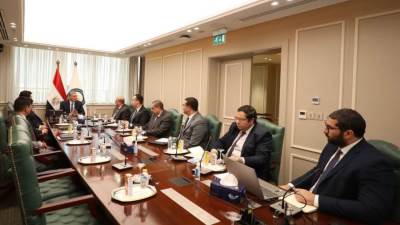 وزير البترول يلتقي بمسؤولي مجموعة القحطاني السعودية في مقر الوزارة بالعاصمة الإدارية