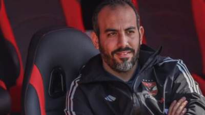 طبيب الأهلي: "طاهر" تعرض لمزق جزئي أسفل العضلة الامامية.. واقتراب عودة معلول