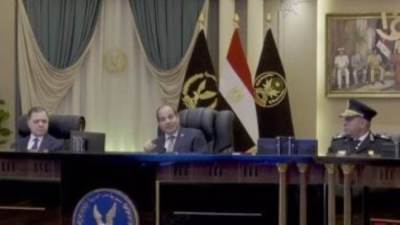 الرئيس السيسي: طورنا وعملنا موانئ جديدة للاستفادة من موقع قناة السويس