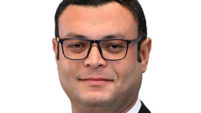 وزير الإسكان يعلن آليات التعامل في إجراءات التنازل عن الوحدات السكنية المقامة على قطع الأراضي الصغيرة بموجب توكيلات خاصة محددة الغرض 